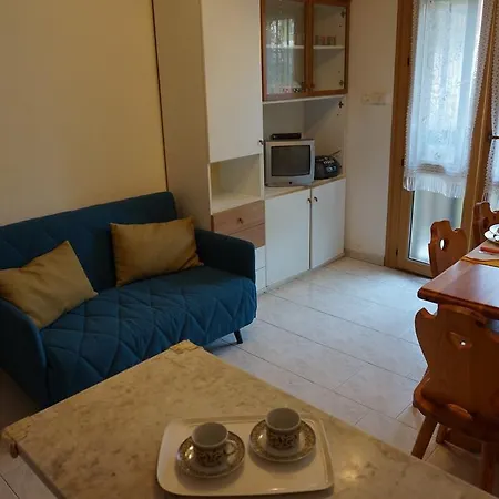 Casa Bianca 1 3 דירה